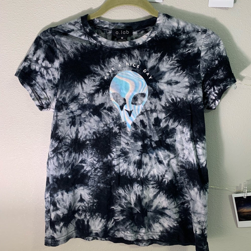 Graphic tee